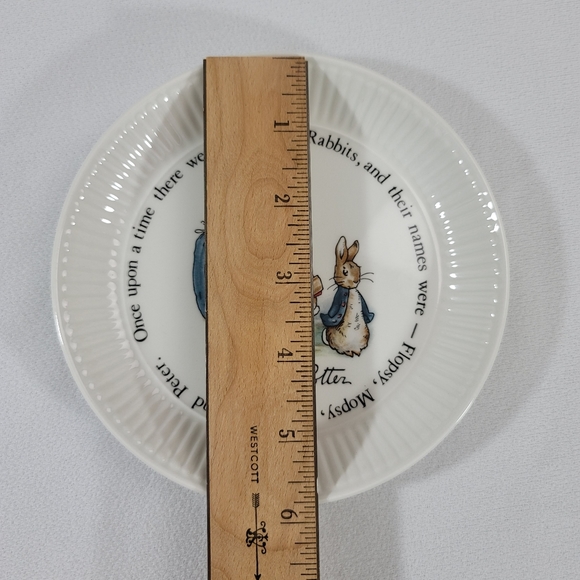 Peter Rabbit By Wedgwood Dinnerware - Picture 10 of 15